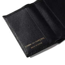 Load image into Gallery viewer, COMME des GARÇONS SA640E Embossed Leather Wallet / Black